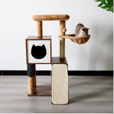 Rustic Comfort Cat Climbing Tree